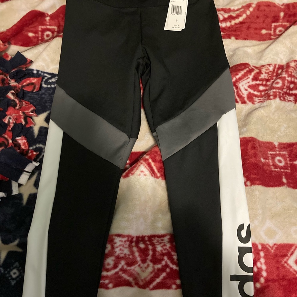 Adidas leggings